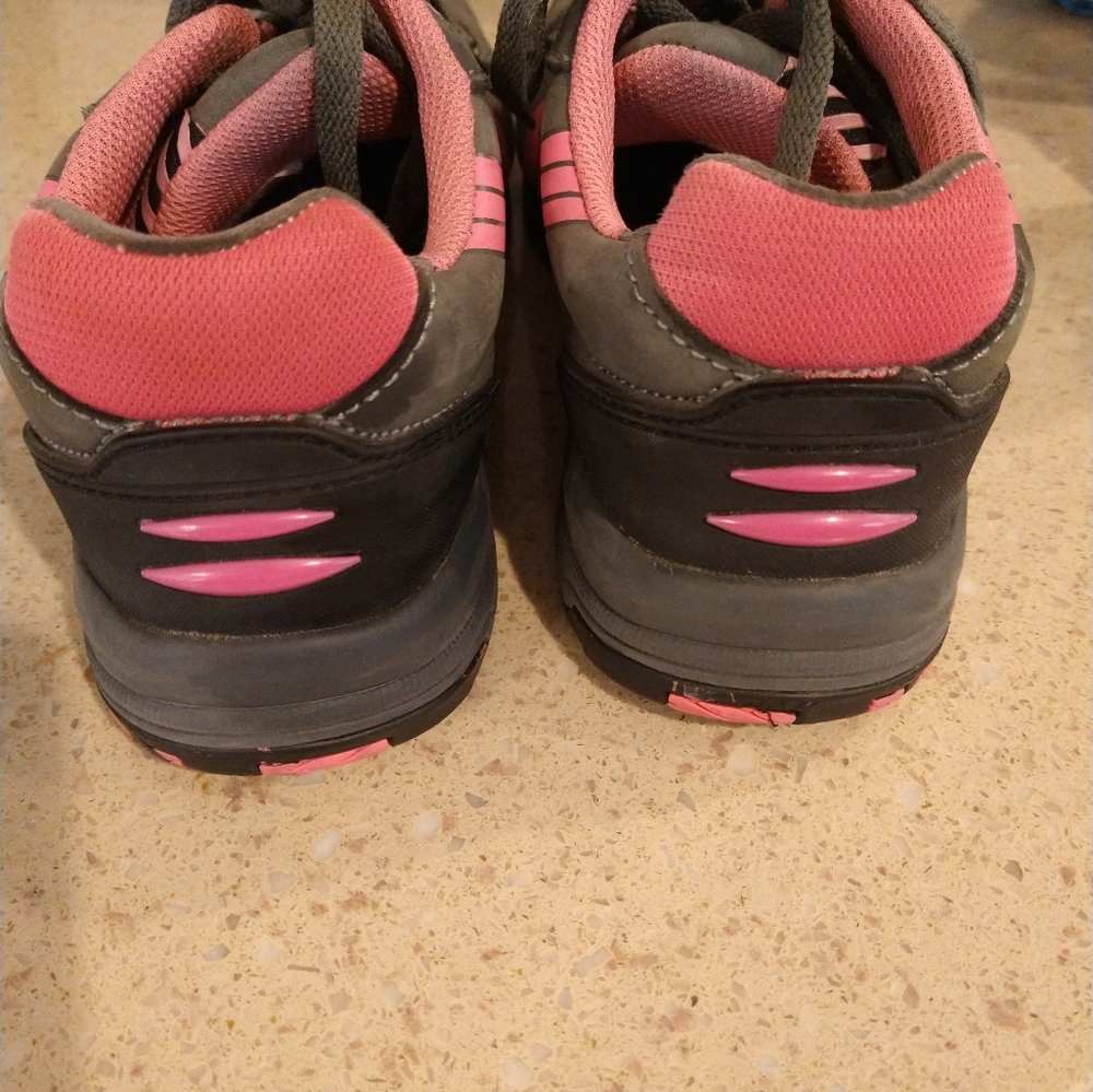 Steel toe shoes - Picture 2 of 4